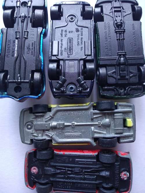 Lot of 10 Toy Cars (well used) - scale 1:64