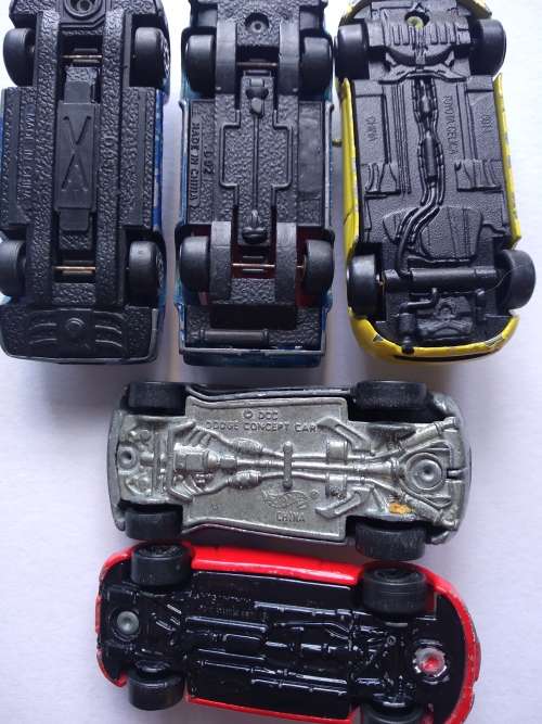 Lot of 10 Toy Cars (well used) - scale 1:64