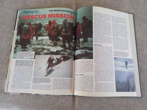 Combat And Survival What It Takes To Fight And Win - Volume 27