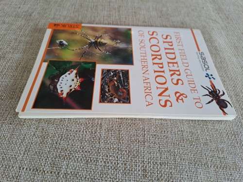 Sasol First Field Guide to Spiders & Scorpions of Southern Africa - Struik
