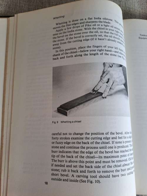 The Art of Woodcarving - Jack J. Colletti