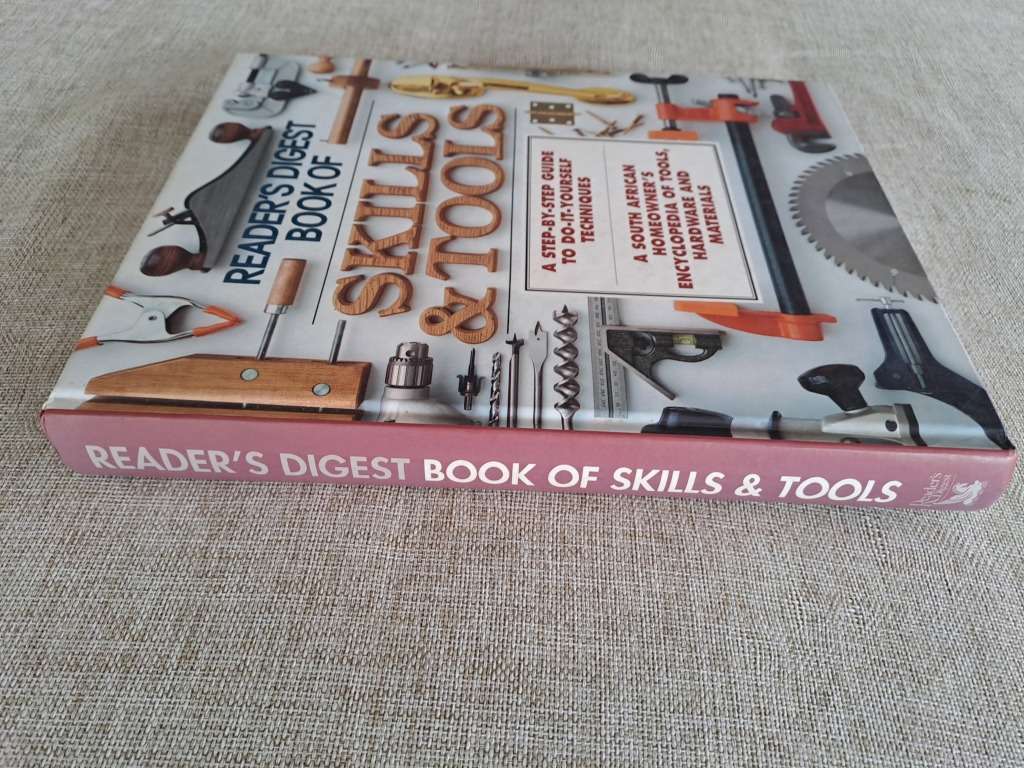 Reader`s Digest Book of Skills & Tools