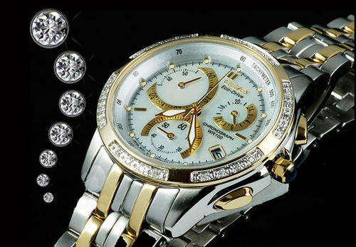 CHRISTMAS SPECIAL! EXQUISITE CITIZEN ECO-DRIVE LADIES 24 DIAMONDS AND MOTHER OF PEARL CHRONO