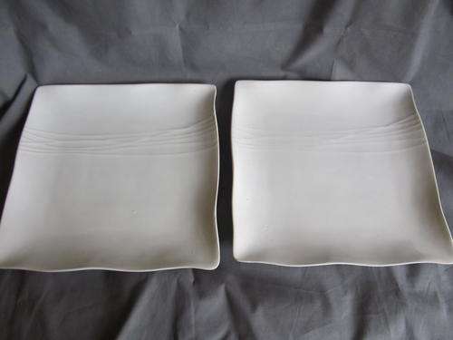 SET OF SQUARE PLATTERS