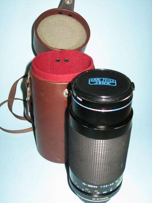 CARL ZEISS JENA ZOOM LENS in LEATHER CASE