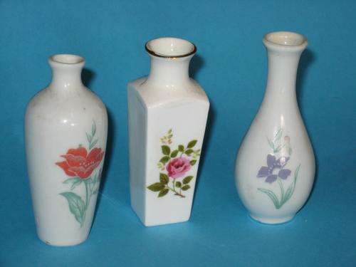 THREE MINI VASE