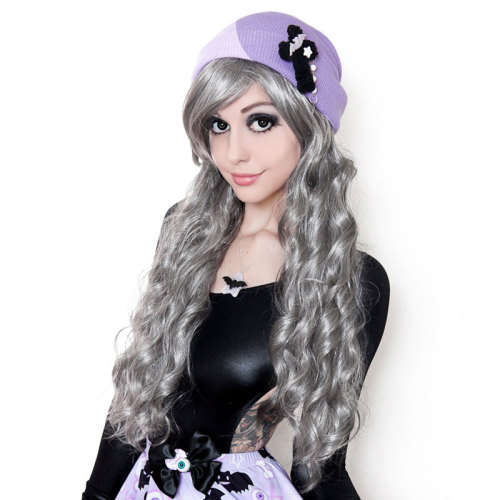 80cm light grey wavy cosplay wig