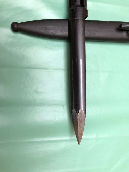 SADF R1 socket bayonet