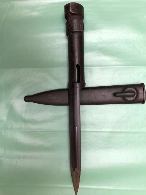 SADF R1 socket bayonet