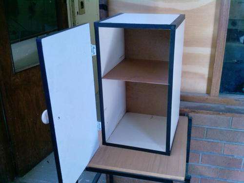 BATHROOM WALL CUPBOARD