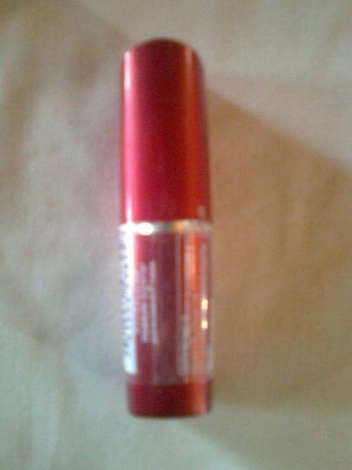 Maybelline New York moisture extreme lipstick. Colour - Dusk Glow