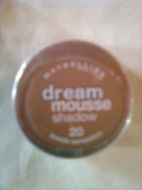 Maybelline New York dream mousse shadow (20 suede sensation)