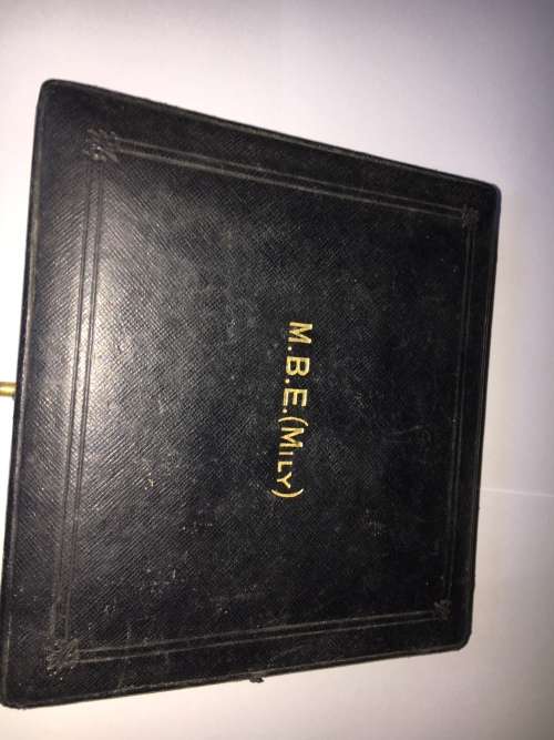 MBE Medal (ladies medal) issued 1946 - Very Rare version of the MBE