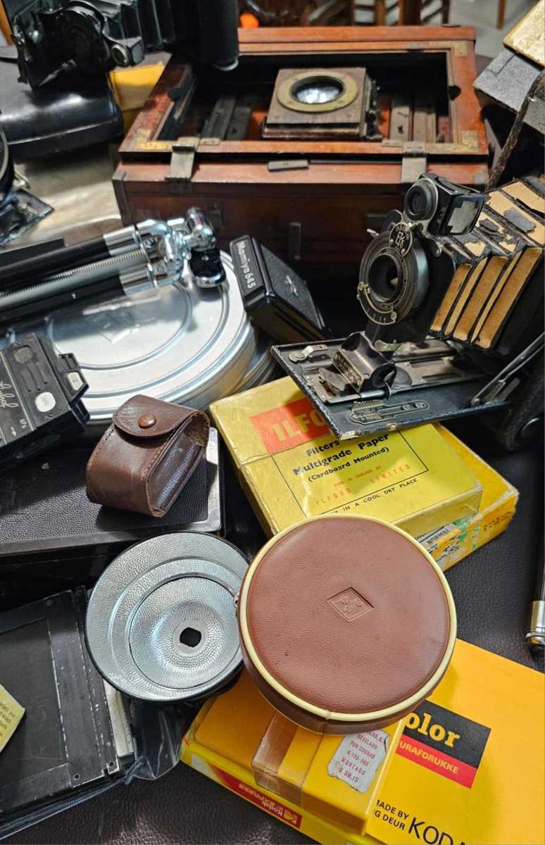 Vintage Cameras, Parts & Accessories - GREAT LOT