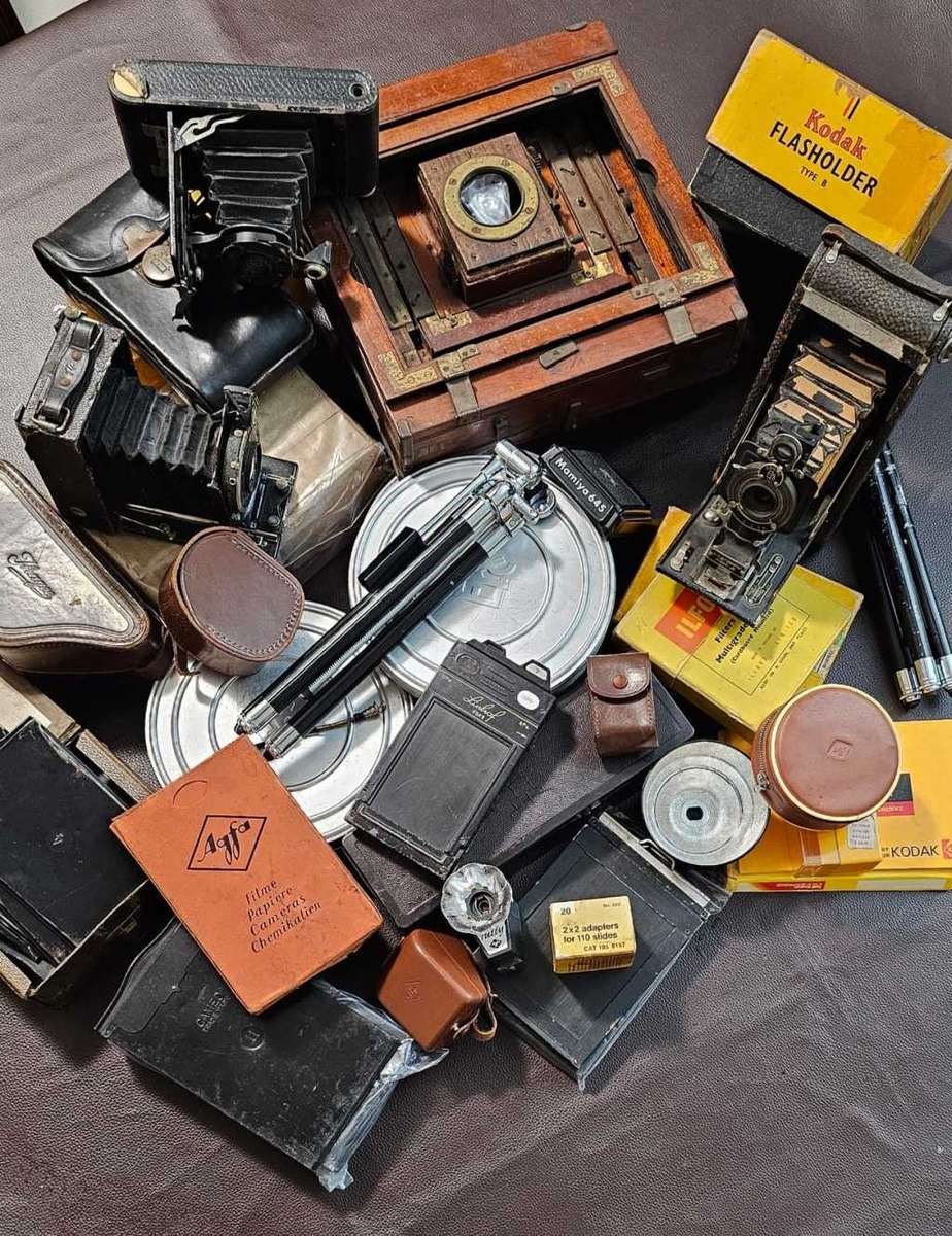 Vintage Cameras, Parts & Accessories - GREAT LOT