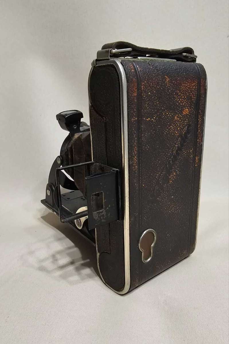Vintage Voigtlander Camera - RARE COLLECTIBLE