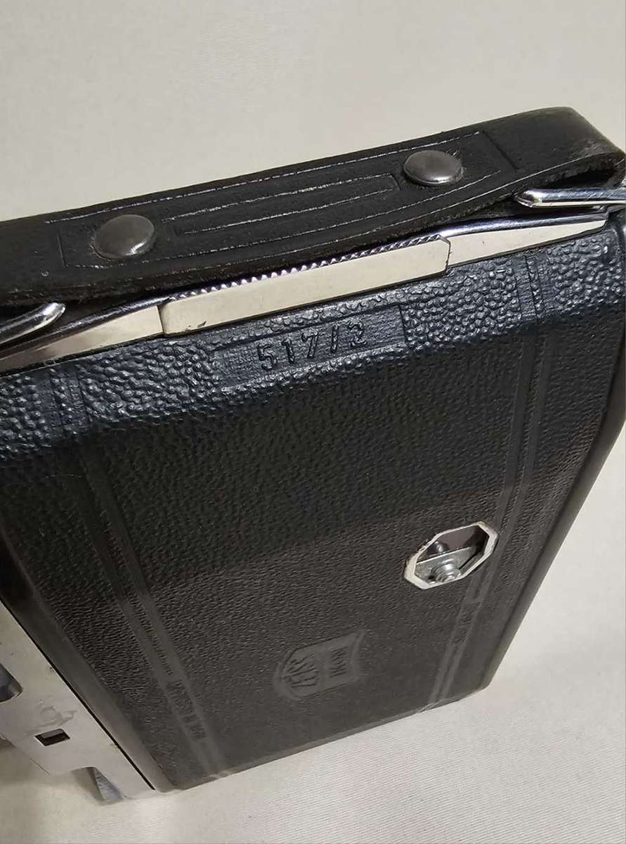 Vintage Camera - Zeiss Ikon NETTAR 517/2