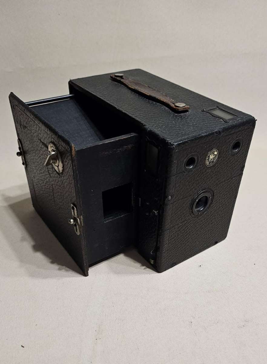 Vintage Ensign 2 1/2 Large Format Box Camera - BEAUTIFUL CONDITION