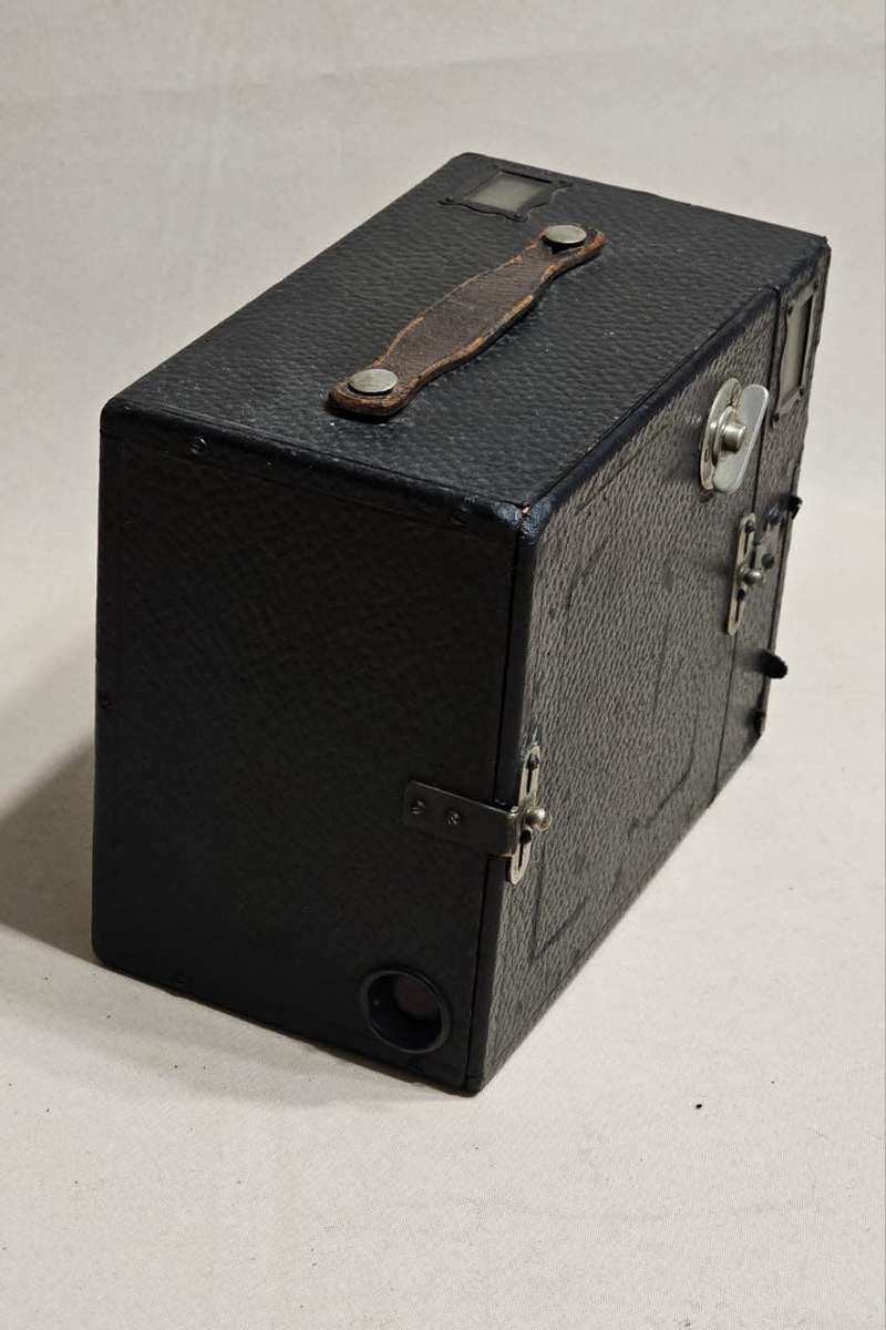 Vintage Ensign 2 1/2 Large Format Box Camera - BEAUTIFUL CONDITION