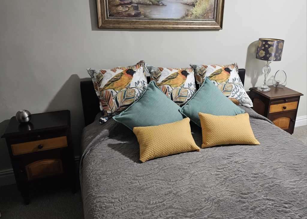 Bed Side Cabinets - Imbuia & Yellow Wood - BEAUTIFUL PAIR