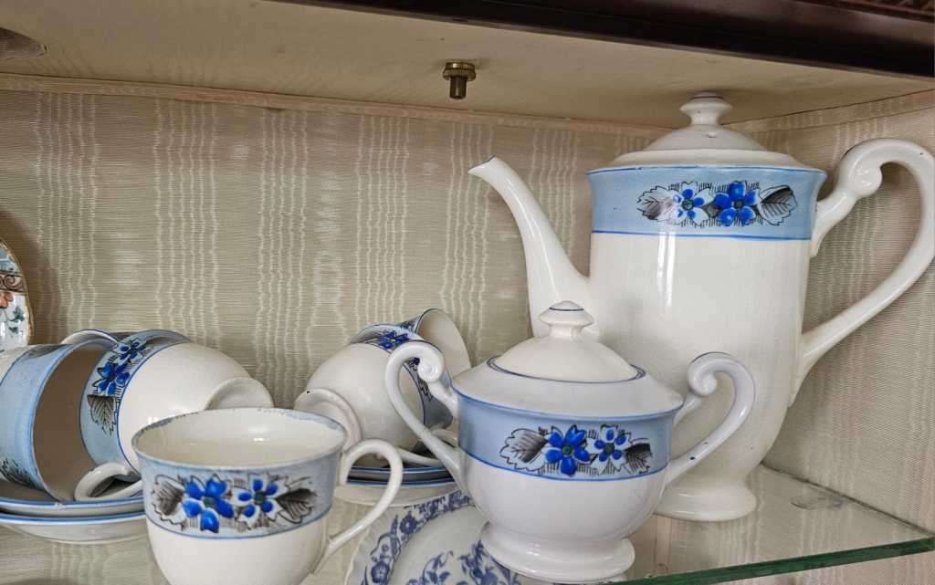 Antique Porcelain Collection Lot - (76 Pieces) - BEAUTIFUL ITEMS