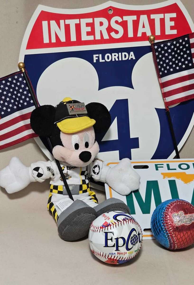Disney Collectibles Lot - Mickey Mouse, Herbie, Base Balls (Epcot, Dragons, Star Wars) - GREAT ITEMS