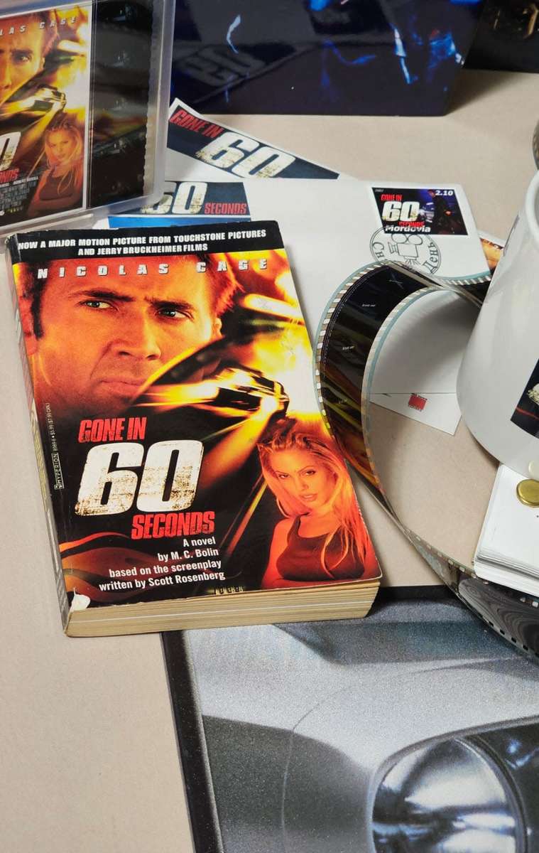 Movie Memorabilia - GONE IN SIXTY SECONDS - Original Movie Script & Trailer Film, Coffee Cup, etc
