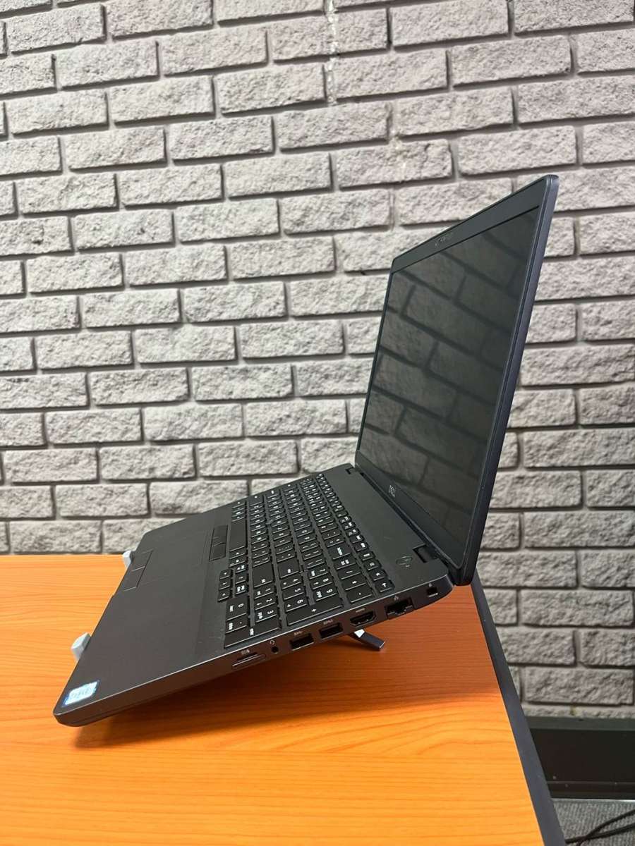 Dell Latitude 5500 Core i5 8th Gen
