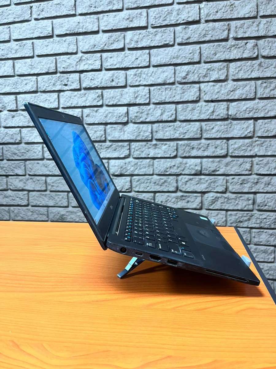 Dell Latitude 7280 Core i7 vPro 7th Gen