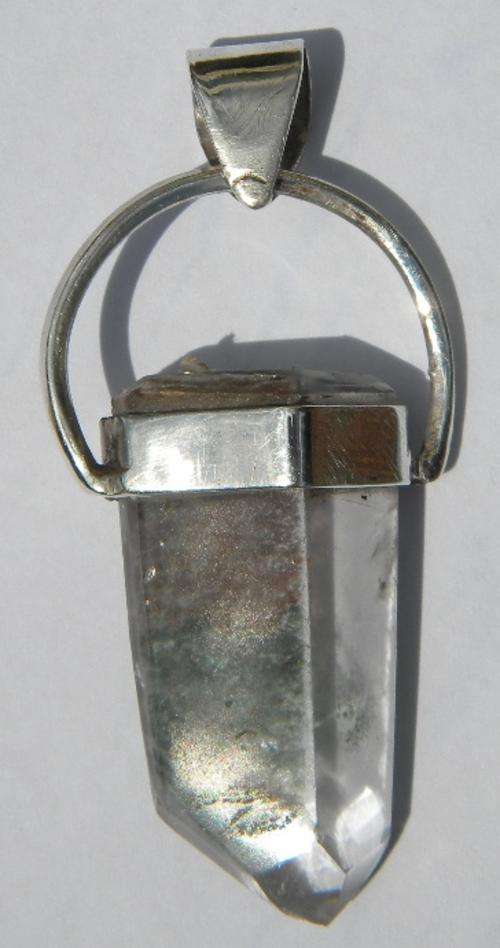 95ct .SHIMMERING!!!Madagascar Crystal Pendant ~NR!!