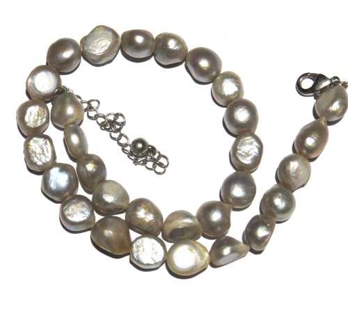 EXOTIC!!! 274,25ct Fresh water Grey pearl Necklace!!!