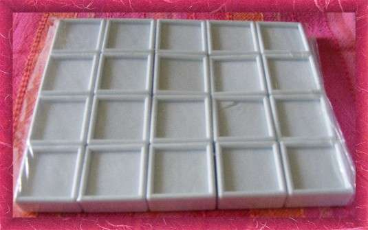 50 x 50mm Gem Cases with Glass Display Window