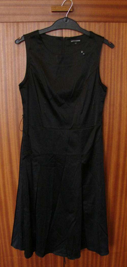 Black Jackie O style silk dress - Size 34