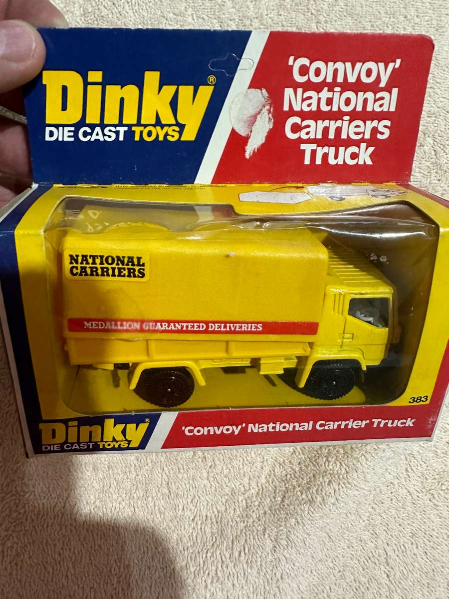 DINKY TOYS