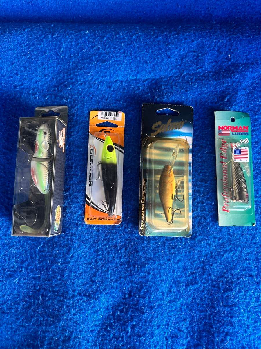 BASS LURES