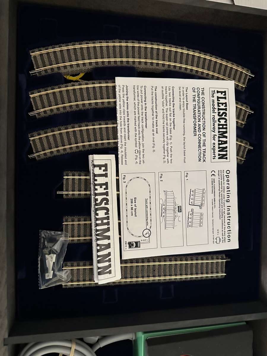 FLEISCHMANN SPECIAL EDITION MILLENNIUM ICE-2 TRAIN SET