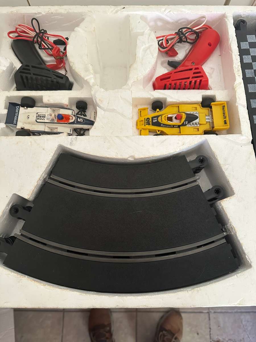 SCALEXTRIC