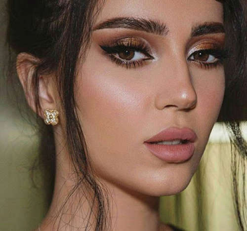 Maxiy Girl -  Brown - 1 Pair - Contact Lenses