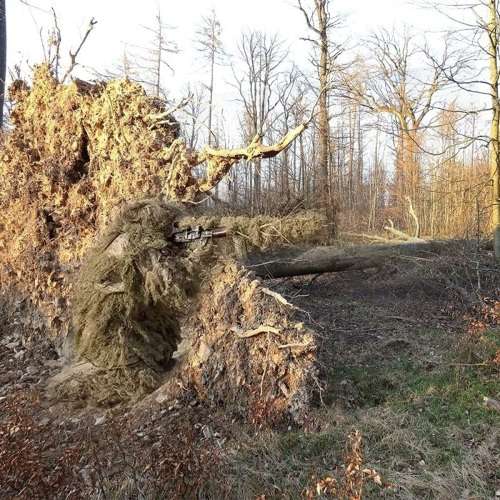 Ghillie Suit With SA Velcro Patch P.L.A. Camouflaged Clothing - Jungle Green