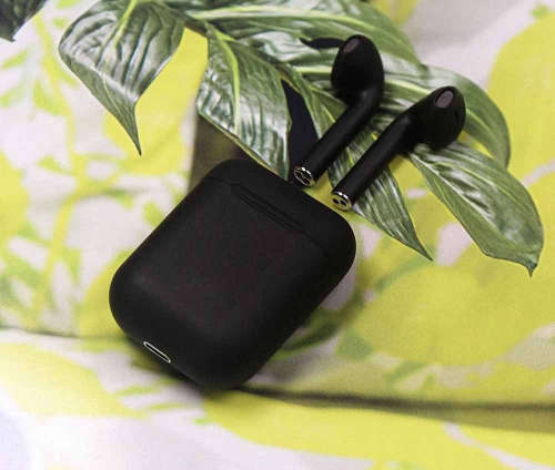 Wireless earphones black