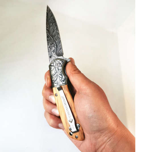 Folding Knife Damascus Knife Blade - Flick Knife - Brown CM-77