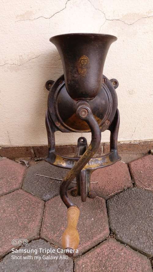 Antique No 4 Lovelock Cast Iron Coffee Grinder - Working