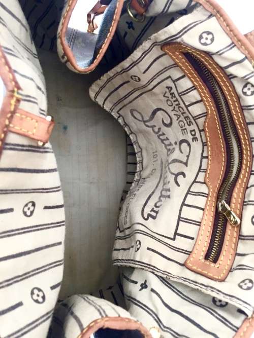 **Genuine Louis Vuitton Neverful Bag worth R68 K!!!!