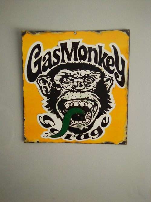 gasmonkey metal handpainted signs