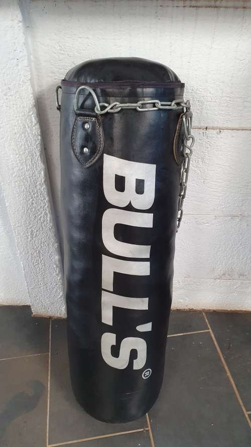 PUNCHING BAG ( heavy duty)