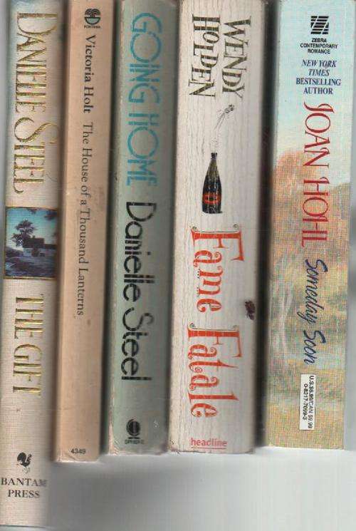 (15romance) Danielle Steel, Victoria Holt, Wendy Holden, Joan Hohl