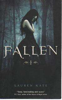 (B13pe) Fallen by Lauren Kate - plus FREE book