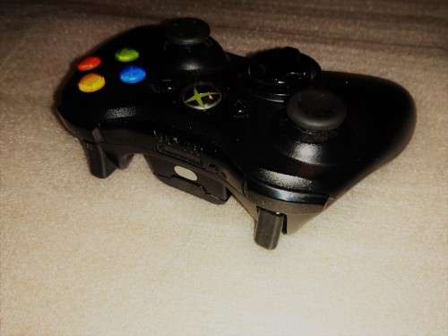XBOX 360 WIRELESS CONTROLLER
