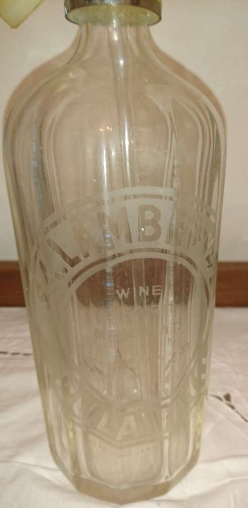 VINTAGE SODA SIPHON BOTTLES (X3)