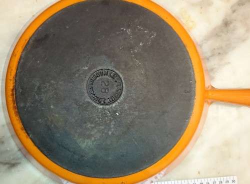 LE CREUSET FRYING PAN